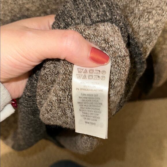 Frederik Anderson Copenhagen Tan and Brown Crewneck Sweater with Textured Knit - Picture 3 of 4